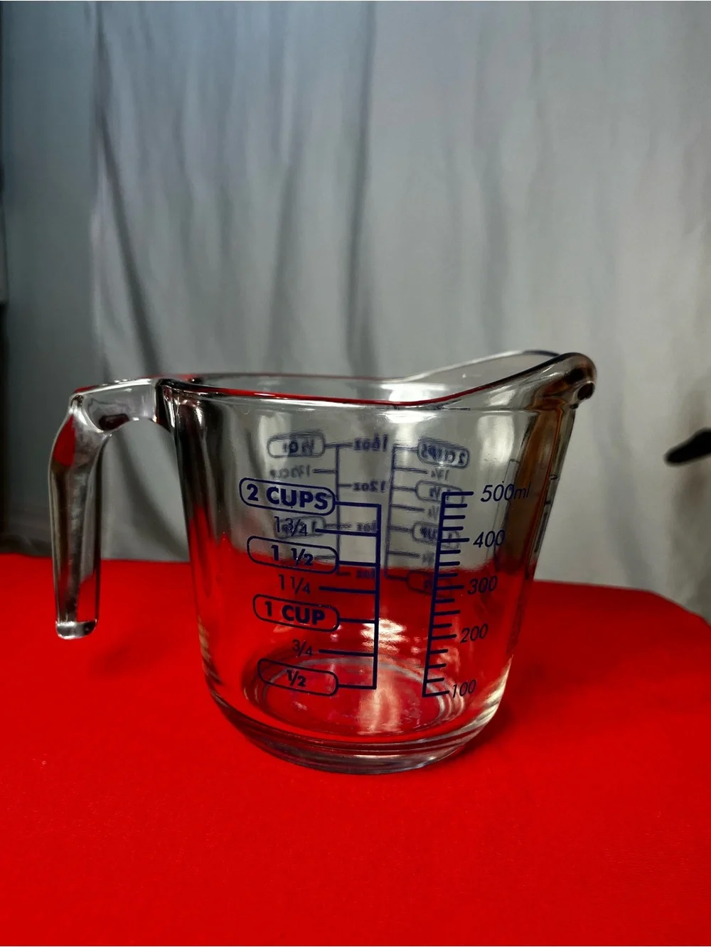 Anchor Clear Glass Measuring Cup with Blue Anchor Logo 2 cups/500 mL like new